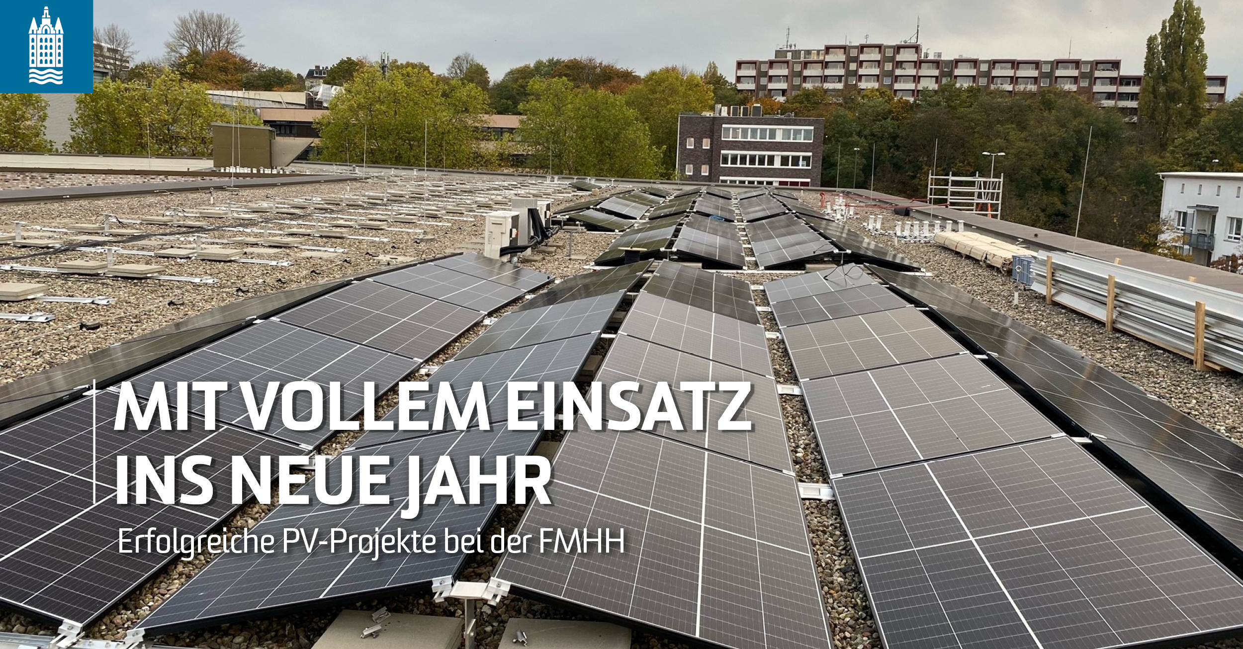 PV-Anlagen auf dem Dach der Schule