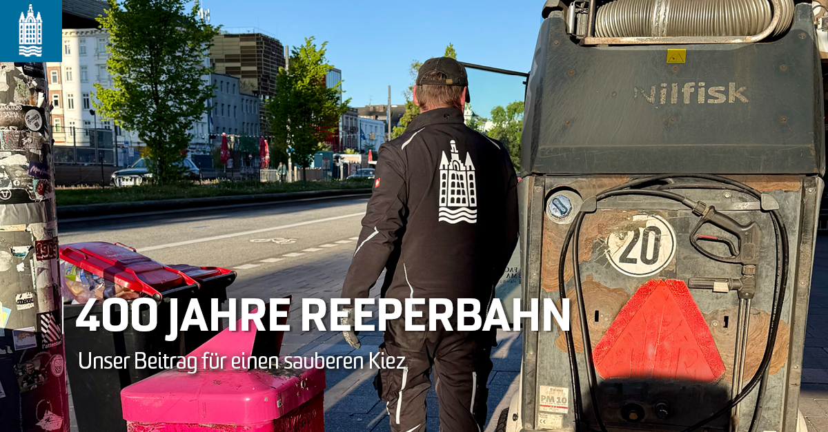 Kollege mit Kehrmaschine auf der Reeperbahn